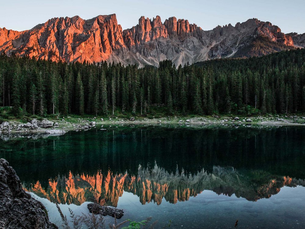 Benvenuti all’Hotel Alpenrose a Carezza Benvenuti all’Hotel Alpenrose a Carezza